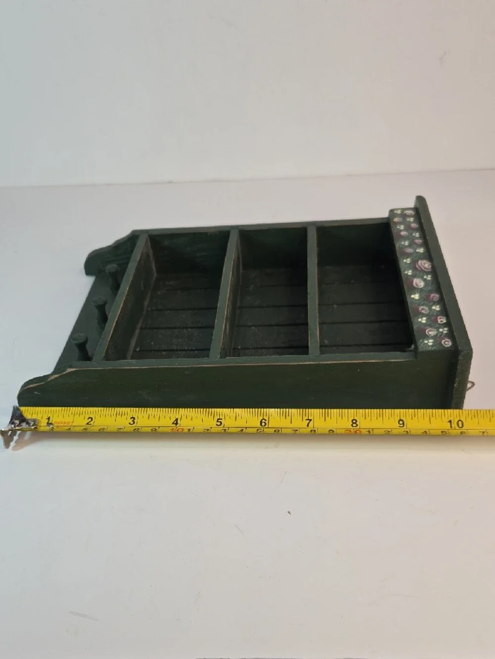 Vintage Small Hand-Painted Green Wall Shelf Floral Accent Miniatures Nick-Nacks